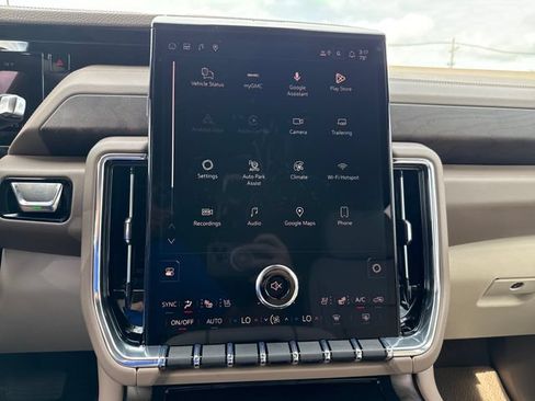 New 2026 GMC Yukon XL Denali w/ Denali Reserve Package AWD/4WD image 21