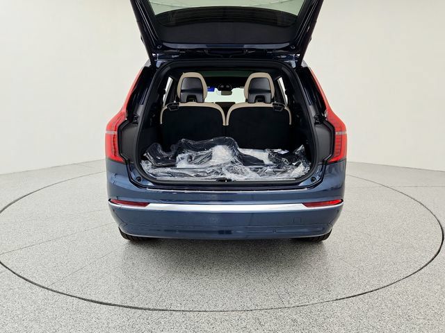 New 2026 Volvo XC90 B6 Plus w/ Protection Package Premier AWD/4WD image 15