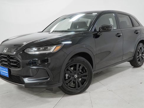 Certified 2026 Honda HR-V Sport image 1
