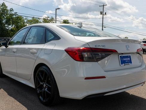Used 2024 Honda Civic Sport image 8