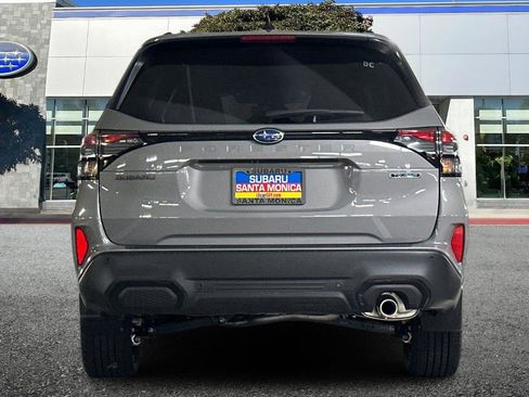 New 2025 Subaru Forester Touring image 5