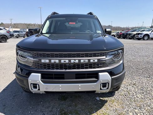Used 2025 Ford Bronco Sport Badlands AWD/4WD image 2