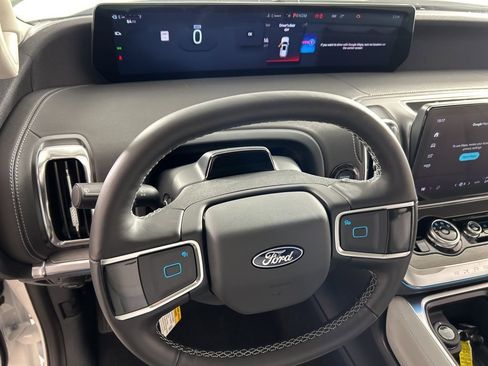 New 2026 Ford Expedition Platinum w/ Driver's Package image 15