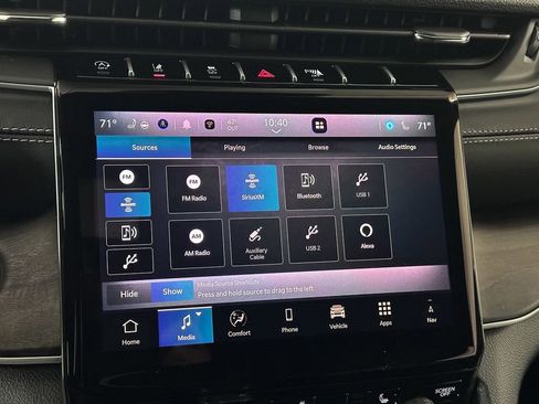 New 2025 Jeep Grand Cherokee Limited image 32