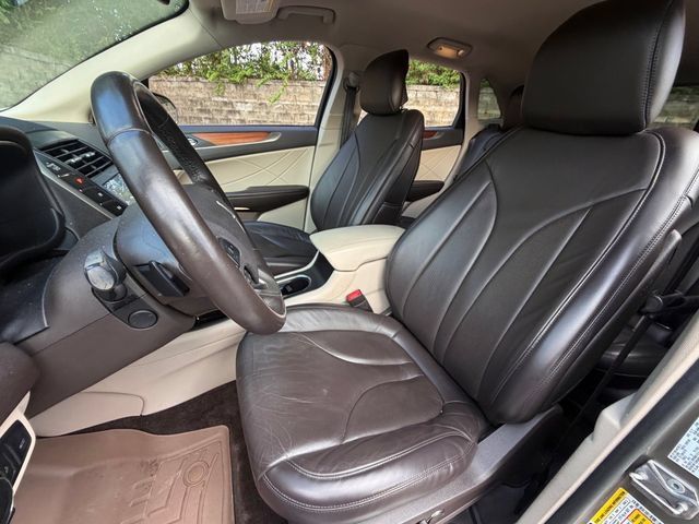 Used 2017 Lincoln MKC Select w/ Select Plus Package AWD/4WD image 20
