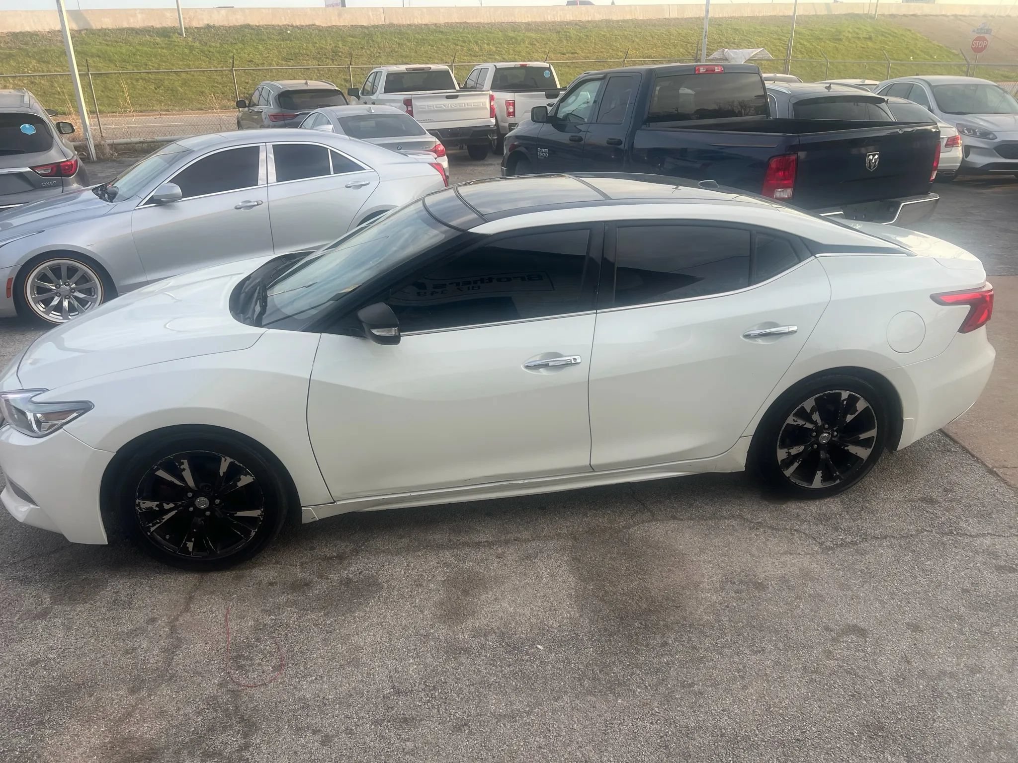 Used 2017 Nissan Maxima 3.5 SL FWD image 5