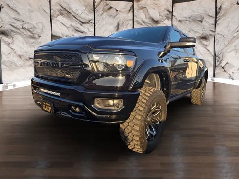 Used 2022 RAM 1500 Big Horn AWD/4WD image 3
