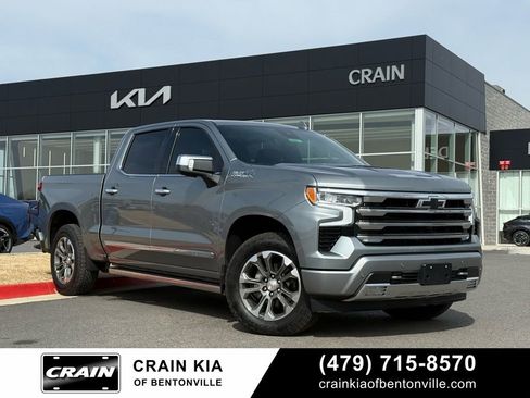 Used 2025 Chevrolet Silverado 1500 High Country w/ Technology Package image 1