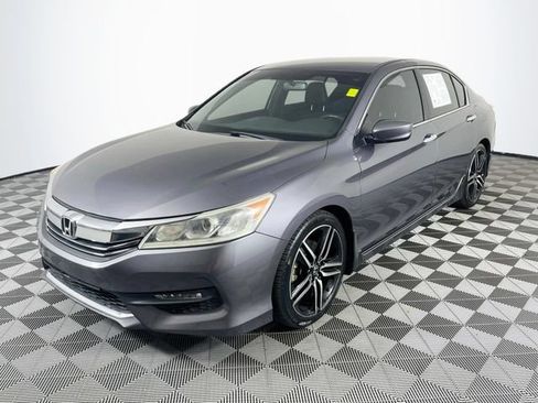 Used 2016 Honda Accord Sport image 4
