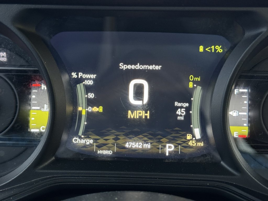 Used 2024 Jeep Wrangler Unlimited Rubicon 4xe AWD/4WD image 14