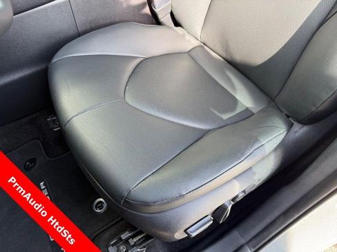 Used 2024 Toyota Grand Highlander FWD image 18