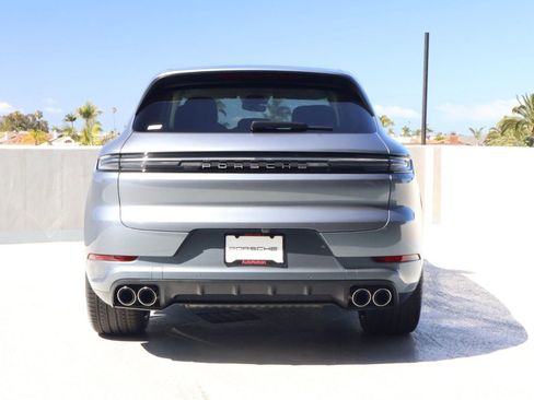 New 2026 Porsche Cayenne AWD/4WD image 10