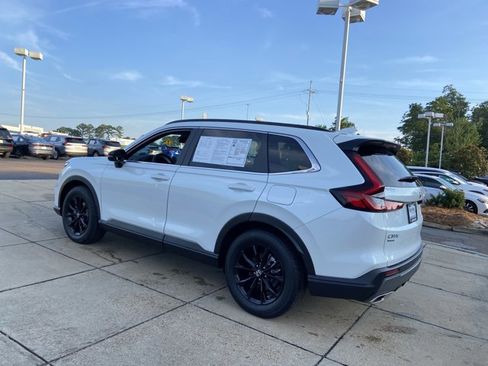Used 2024 Honda CR-V Sport image 8