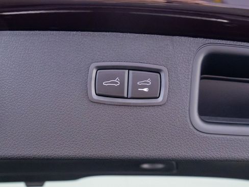 New 2026 Porsche Macan image 32