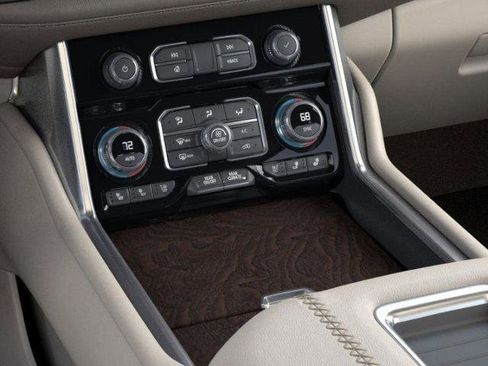 New 2024 GMC Yukon XL Denali w/ Advanced Technology Package image 23