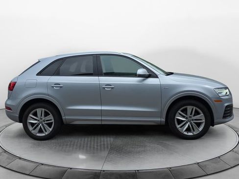 Used 2018 Audi Q3 2.0T Premium w/ Convenience Package AWD/4WD image 6