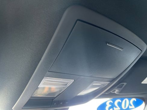 Used 2023 Dodge Challenger R/T w/ Blacktop Package image 16