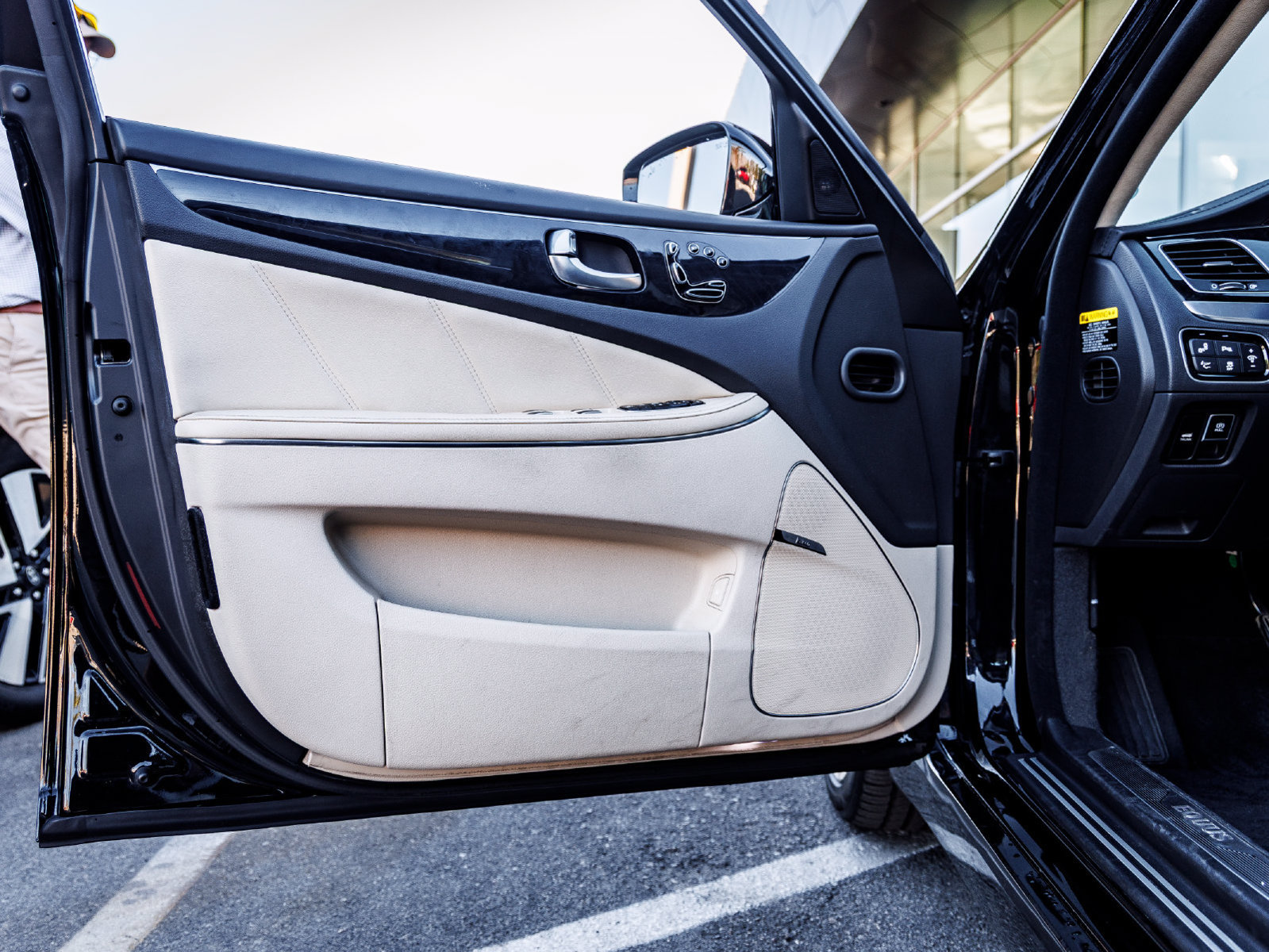 Used 2016 Hyundai Equus Ultimate RWD image 15