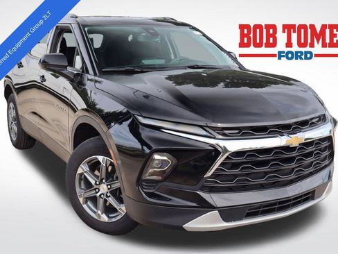 Used 2024 Chevrolet Blazer LT w/ Convenience Package FWD image 1