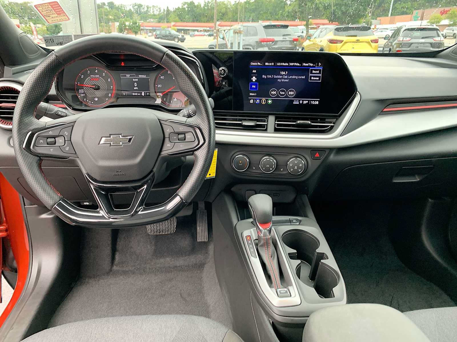 Certified 2024 Chevrolet Trax RS FWD image 18