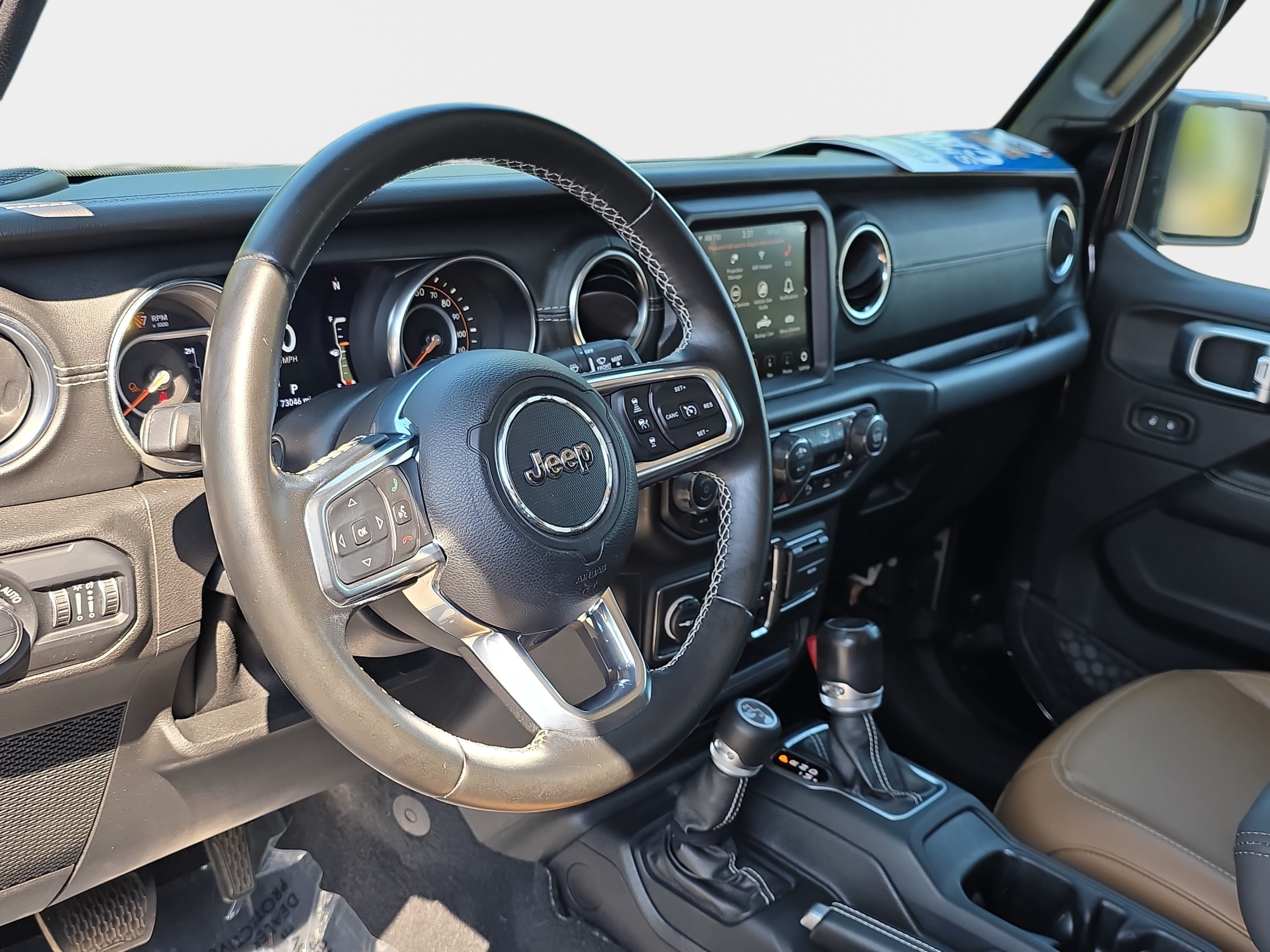 Used 2020 Jeep Gladiator Overland AWD/4WD image 13