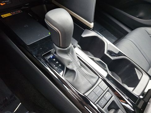 Used 2025 Toyota Camry XSE image 14