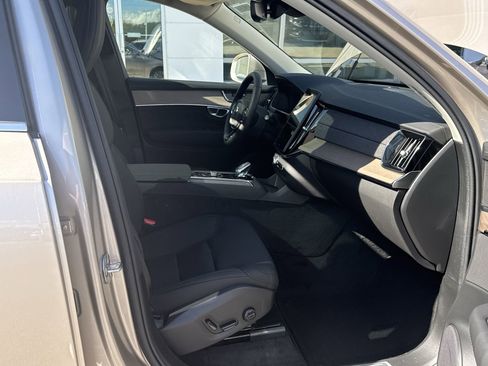New 2026 Volvo XC90 B5 Plus w/ Protection Package image 27