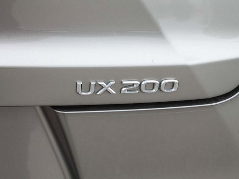 Used 2019 Lexus UX 200 F Sport w/ F Sport Premium Package image 10