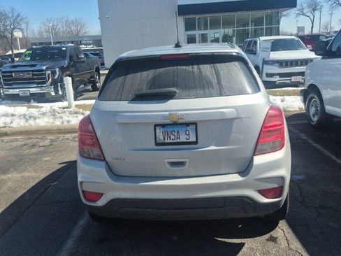 Used 2018 Chevrolet Trax LS image 8