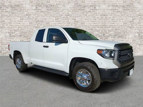 Used 2020 Toyota Tundra SR image 1