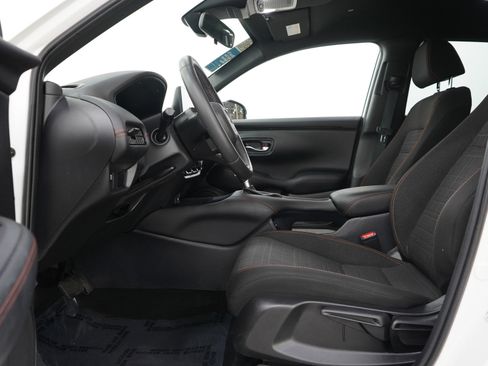 Used 2024 Honda HR-V Sport image 19
