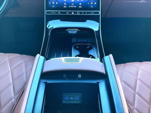 Used 2024 Mercedes-Benz S 580 S 580 image 35