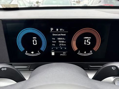 Used 2024 Hyundai Kona SEL image 18