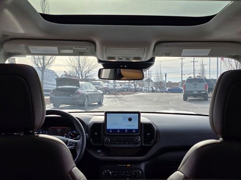 Used 2023 Ford Bronco Sport Outer Banks w/ Tech Package image 9