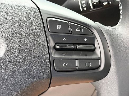 New 2026 Hyundai Venue SEL FWD image 16