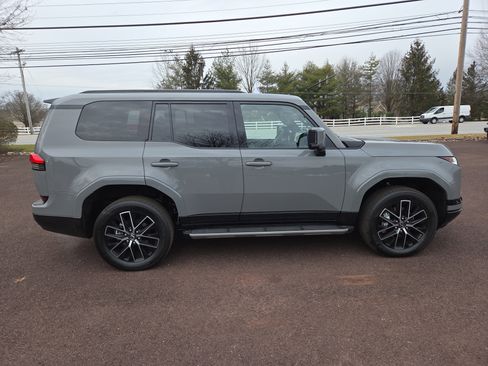 Certified 2025 Lexus GX 550 550 Premium+ image 2