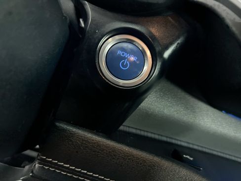 Used 2023 Toyota Sienna XSE FWD image 17