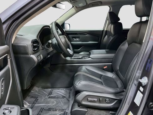 Used 2025 Honda Pilot Touring image 22