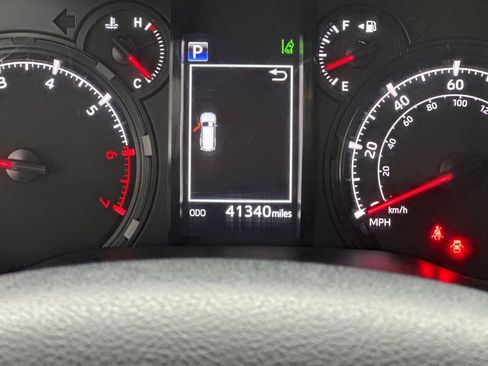 Used 2024 Toyota 4Runner SR5 Premium image 27