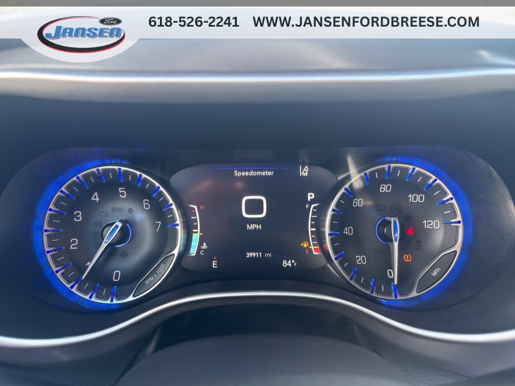 Used 2025 Chrysler Pacifica Select FWD image 22