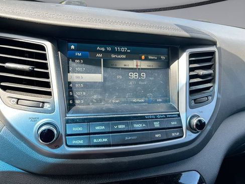 Used 2017 Hyundai Tucson SE Plus w/ Cargo Package FWD image 22