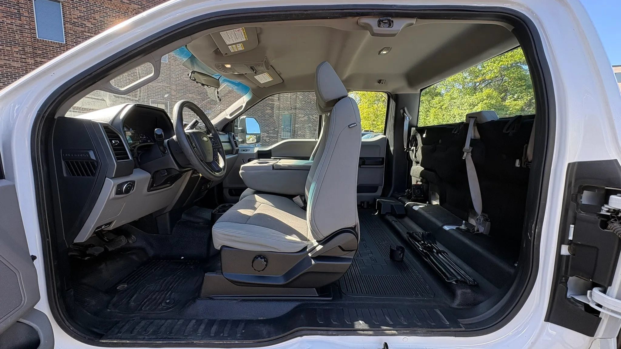 Used 2019 Ford F250 XL w/ Power Equipment Group AWD/4WD image 22