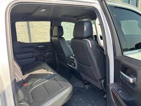 Used 2021 GMC Sierra 1500 SLT w/ SLT Premium Package AWD/4WD image 12