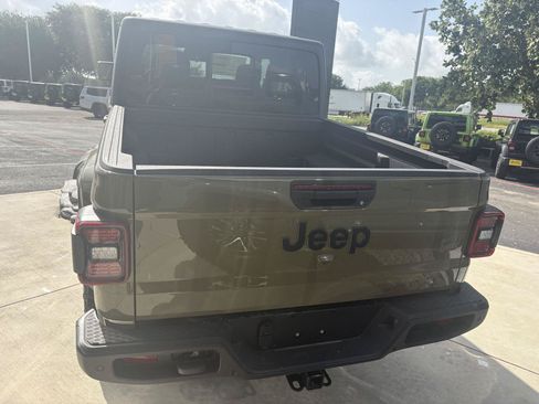 New 2026 Jeep Gladiator Willys AWD/4WD image 4