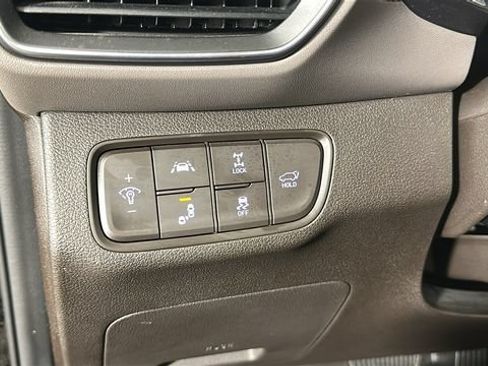 Used 2020 Hyundai Santa Fe Limited AWD/4WD image 19