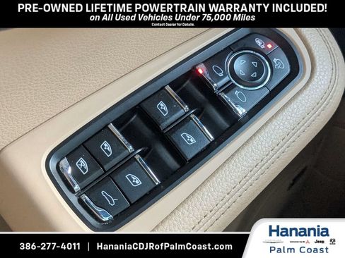 Used 2021 Porsche Macan S AWD/4WD image 26