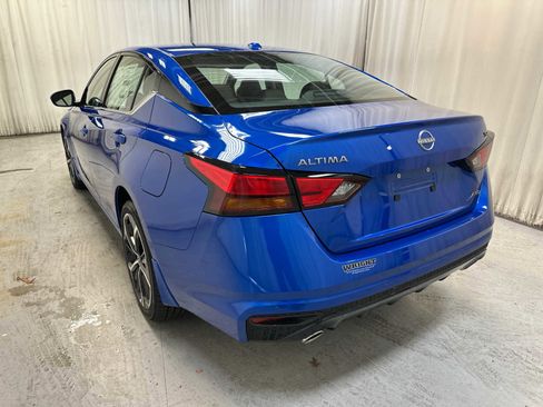 New 2025 Nissan Altima 2.5 SR image 2