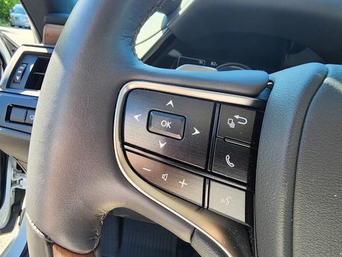 Used 2024 Lexus ES 300h Ultra Luxury w/ Accessory Package (Z2) FWD image 31