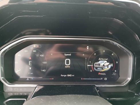 New 2026 GMC Sierra 2500 SLT w/ SLT Premium Package AWD/4WD image 31