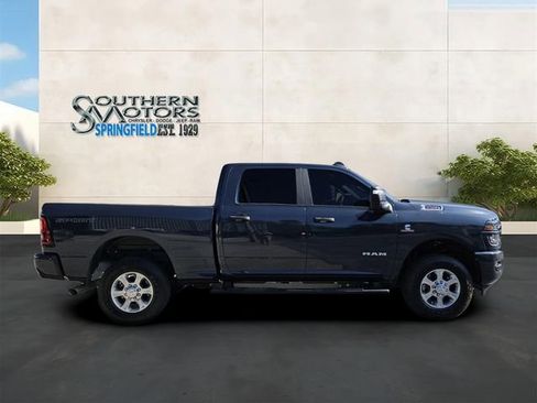 Used 2025 RAM 2500 Big Horn AWD/4WD image 6